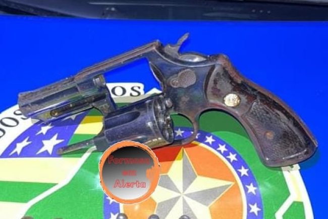 Em Formosa-Go, foragido da justiça troca tiros com a PM e acaba morto.
