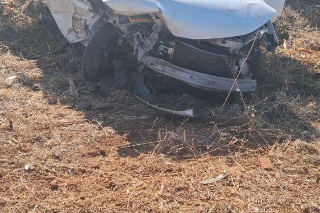 Gestante e acompanhante que eram transportados  por ambulância, morrem após grave acidente na GO-118 .