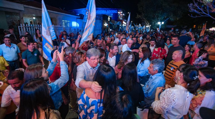 Com mais de 3 mil pessoas presentes, Décio do Ideal lança oficialmente sua Campanha em Formosa-Go.