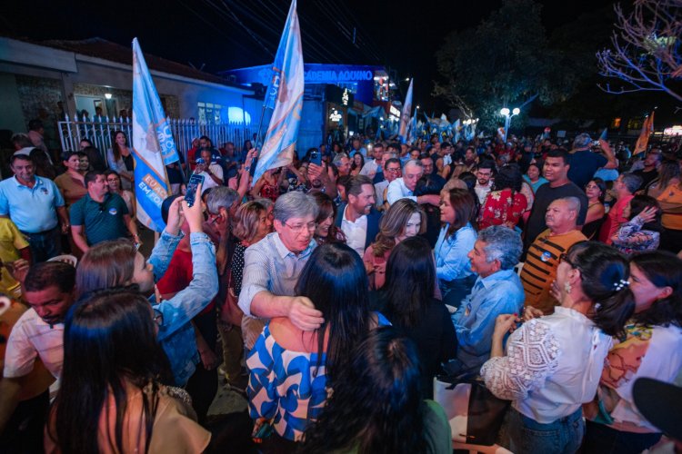 Com mais de 3 mil pessoas presentes, Décio do Ideal lança oficialmente sua Campanha em Formosa-Go.