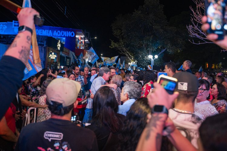 Com mais de 3 mil pessoas presentes, Décio do Ideal lança oficialmente sua Campanha em Formosa-Go.