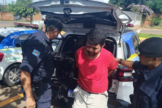 Homem armado invade escola para matar professor e é preso pela Guarda Municipal em Formosa-Go.