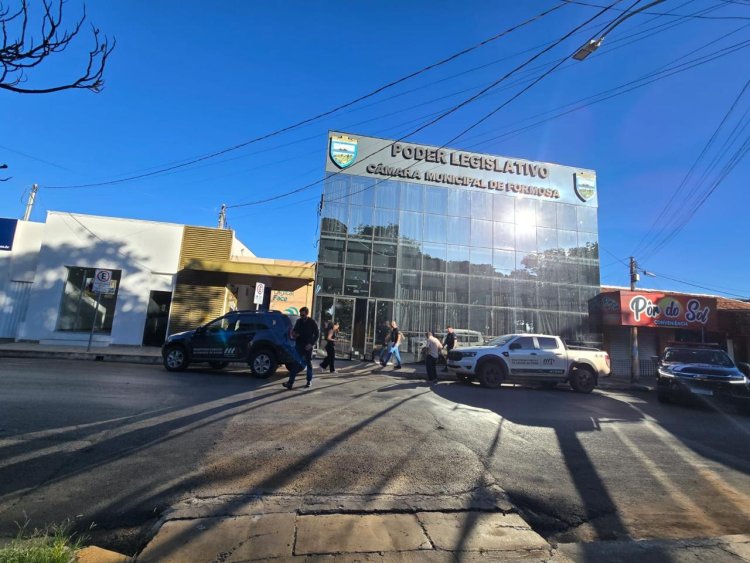 Operação do Ministério Público na Câmara Municipal de Formosa-Go.