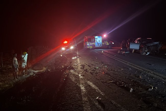 Grave acidente deixa duas pessoas mortas na Zona Rural de Formosa-Go