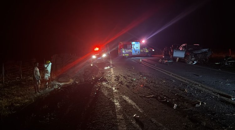Grave acidente deixa duas pessoas mortas na Zona Rural de Formosa-Go