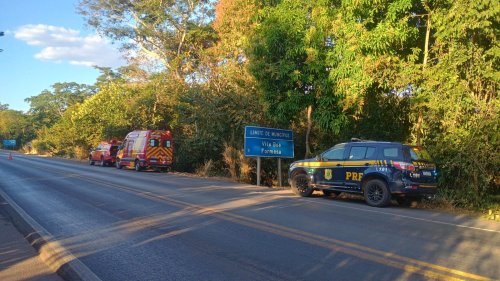 Grave acidente deixa dois mortos e outros dois feridos na BR-20 próximo à Vila-Boa/Go.